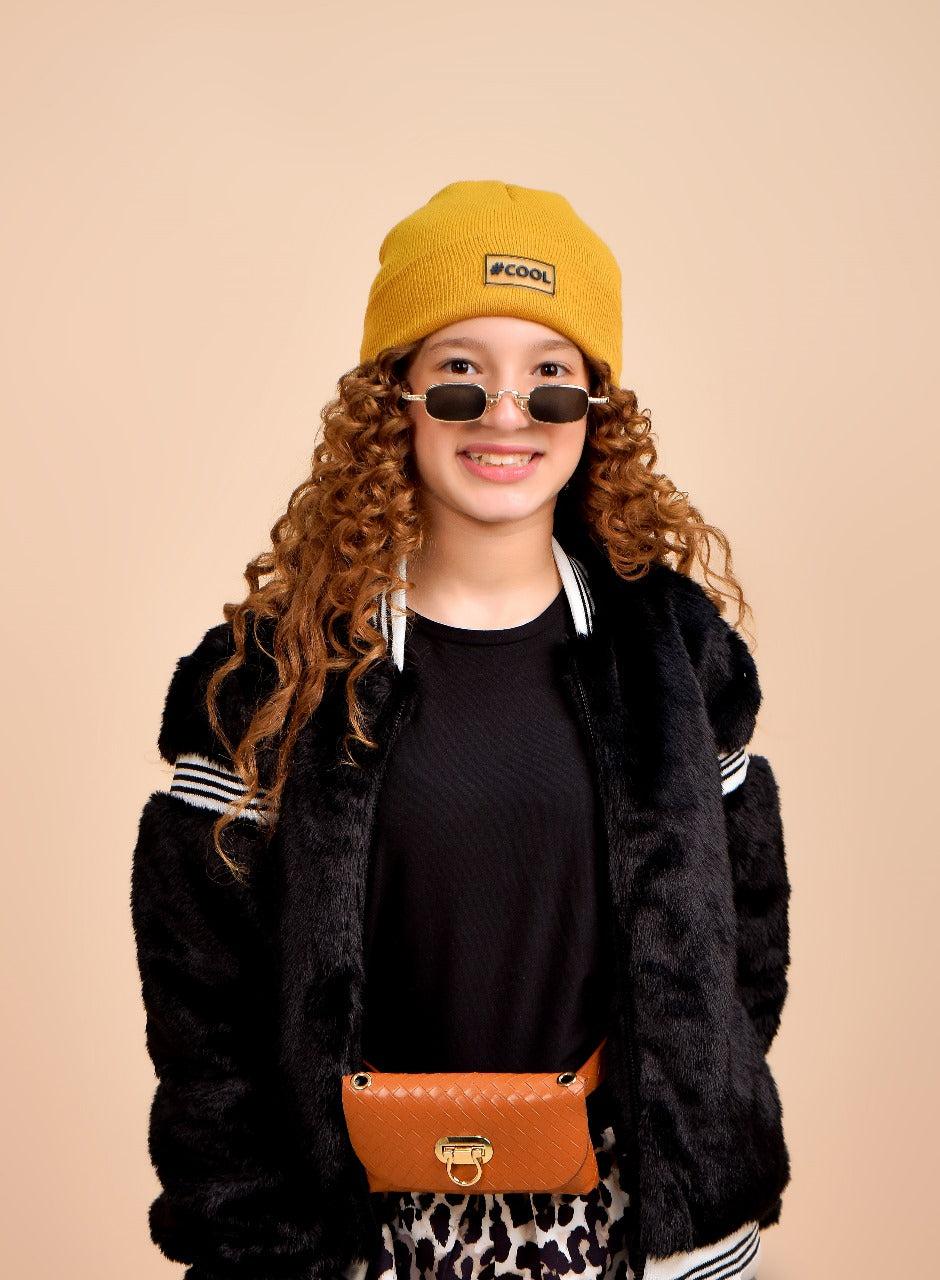 sporty striped cuffs and shoulder jacket