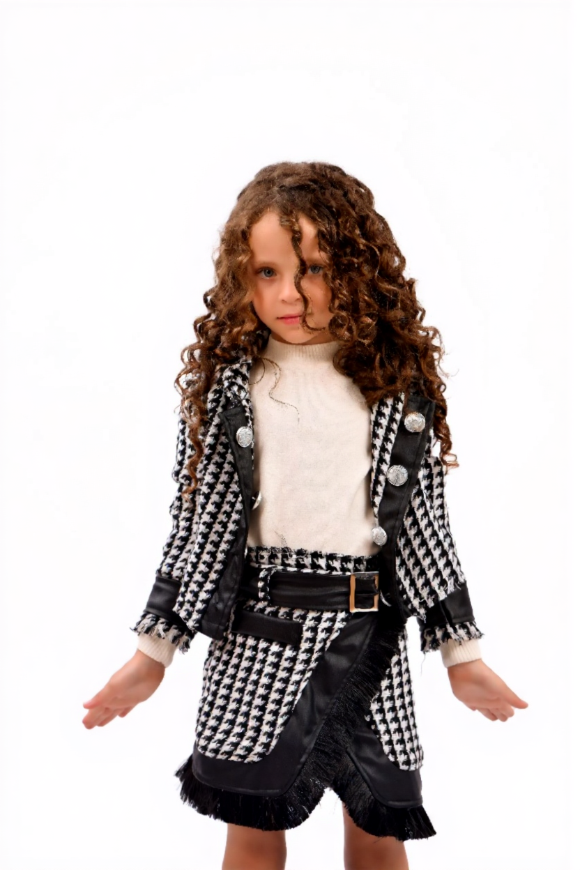 two-piece girls’ set