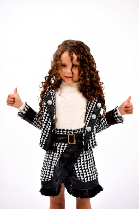 two-piece girls’ set